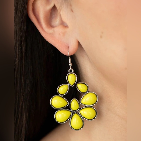 Yellow Earrings - Picture 2 of 2